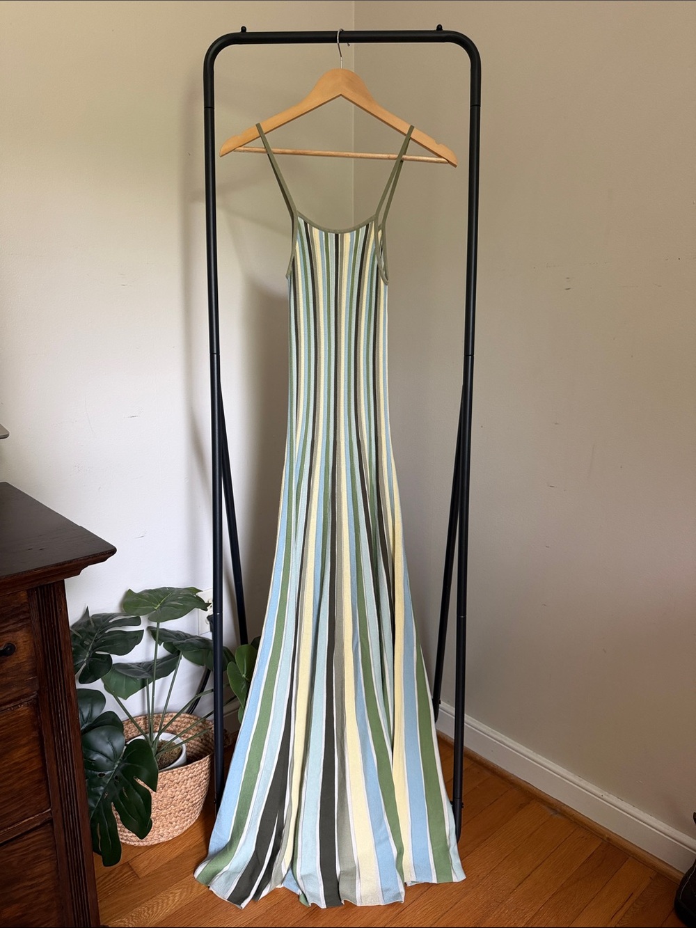Banana Republic Sculpted Stripe Maxi Dress - Picture 3 of 5